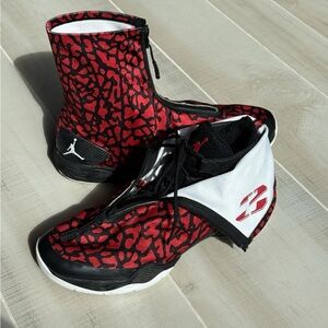 Air Jordan Elephant XX8 Red Black Shoe 2013 Size 10.5 No Box Read